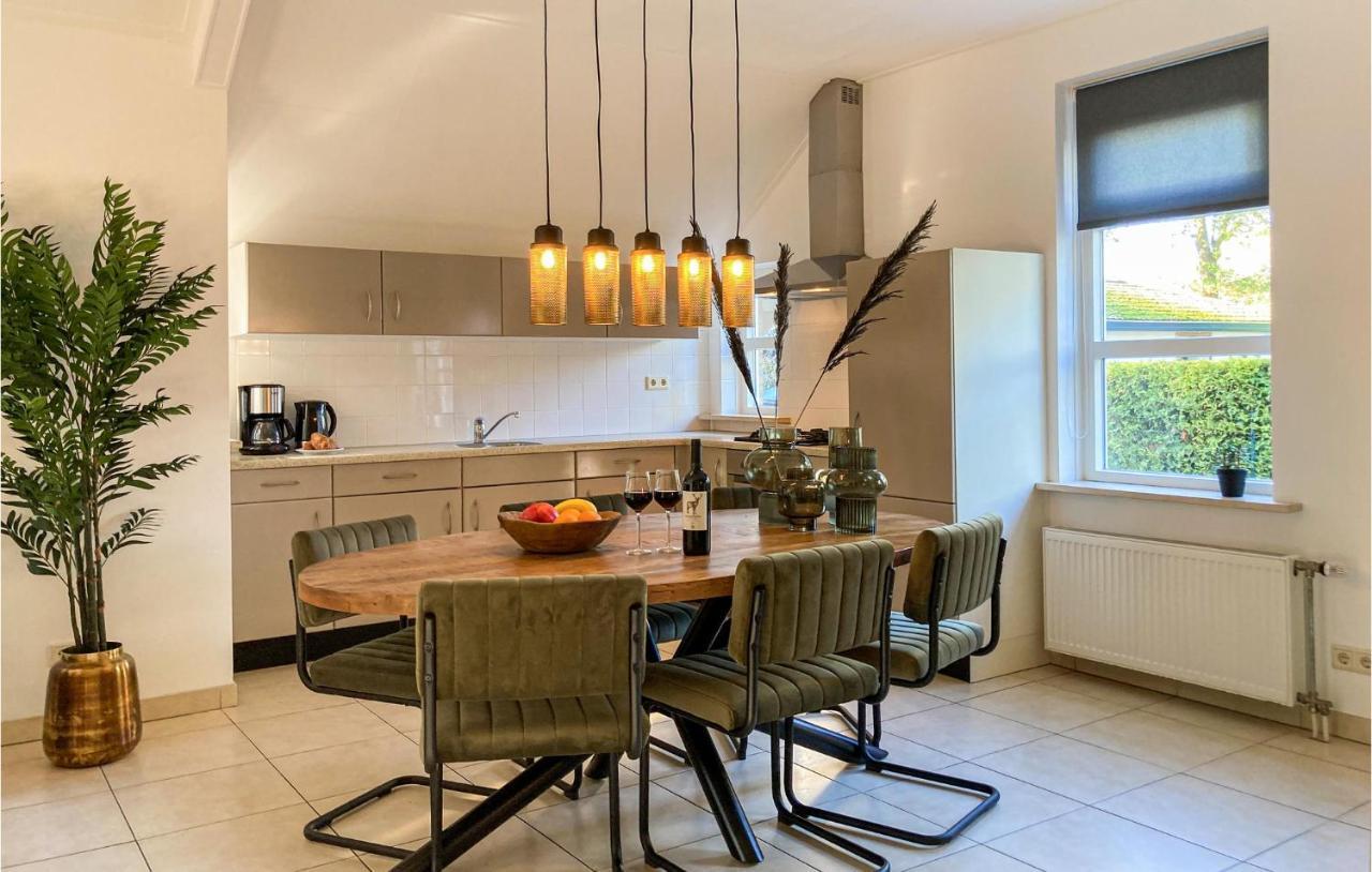 Nice Home In Putten With Kitchen Buitenkant foto