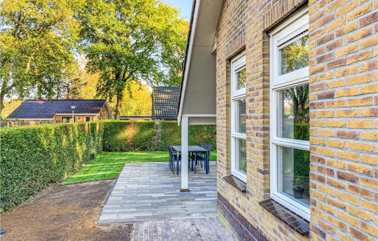 Nice Home In Putten With Kitchen Buitenkant foto