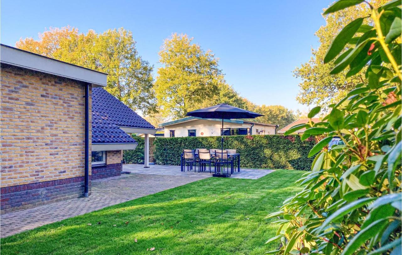 Nice Home In Putten With Kitchen Buitenkant foto