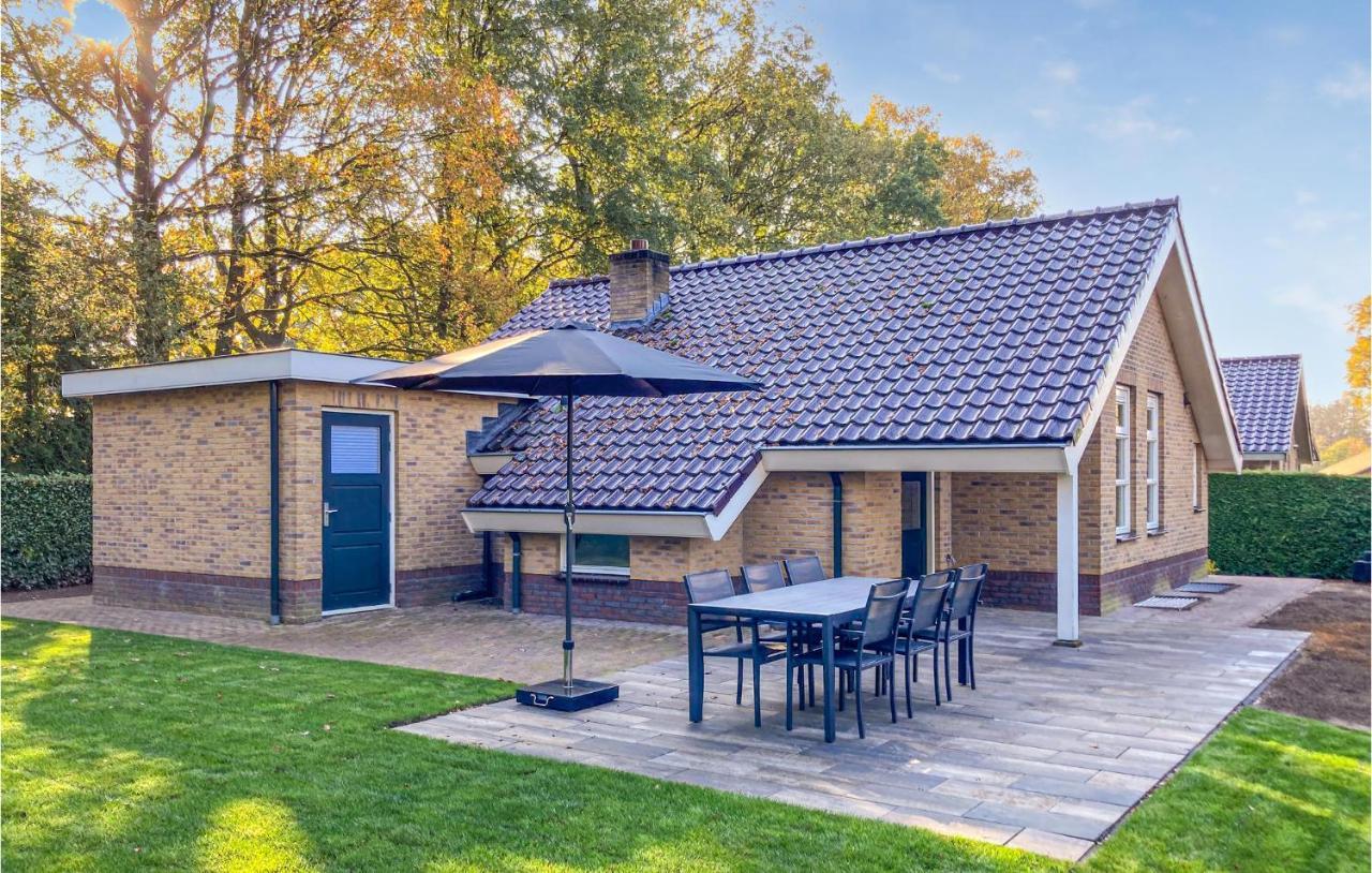 Nice Home In Putten With Kitchen Buitenkant foto