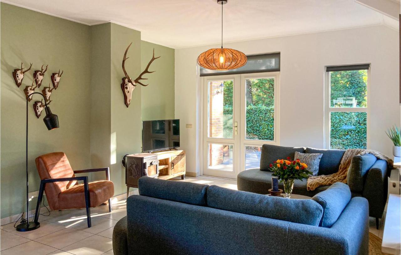 Nice Home In Putten With Kitchen Buitenkant foto