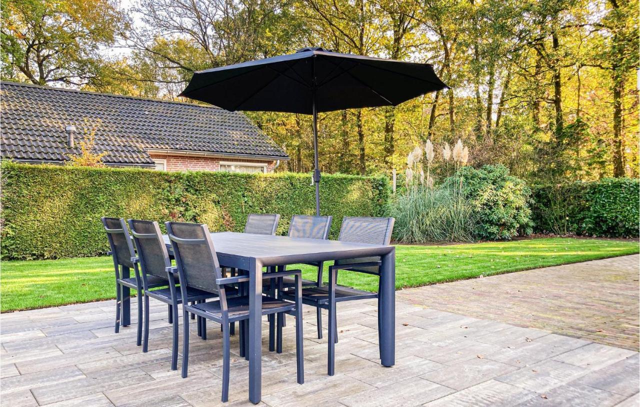 Nice Home In Putten With Kitchen Buitenkant foto